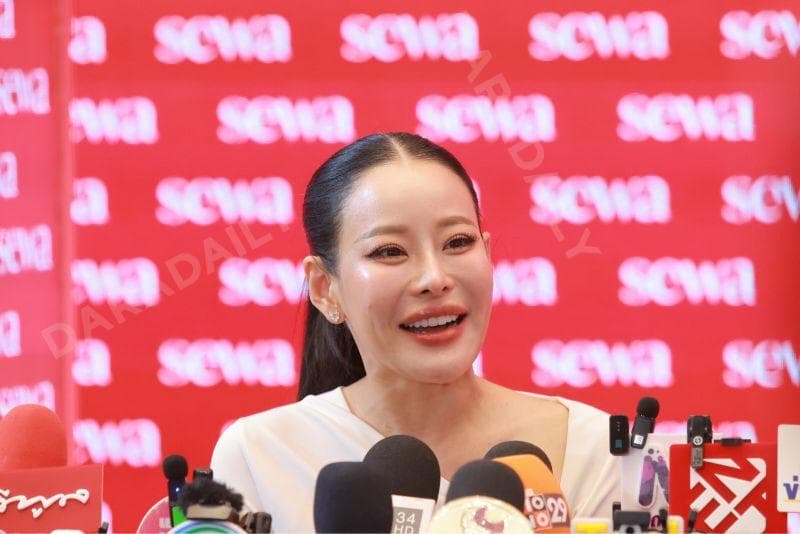 Ning Panita接受采访谈论Tanya与Peck的关系