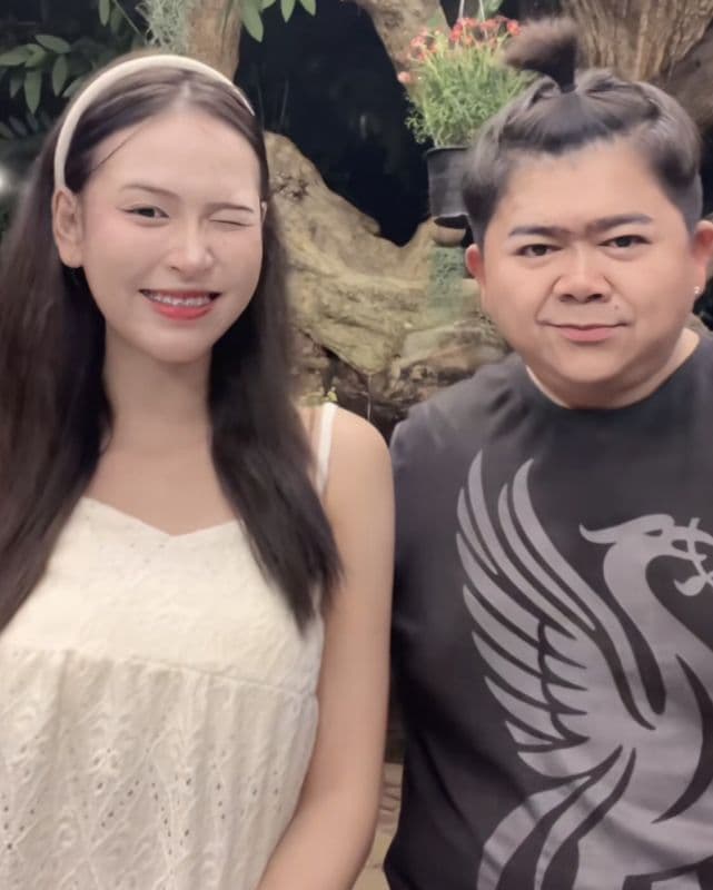 Baemint直播时的场景