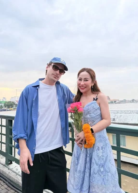 粉丝IG评论区互动截图