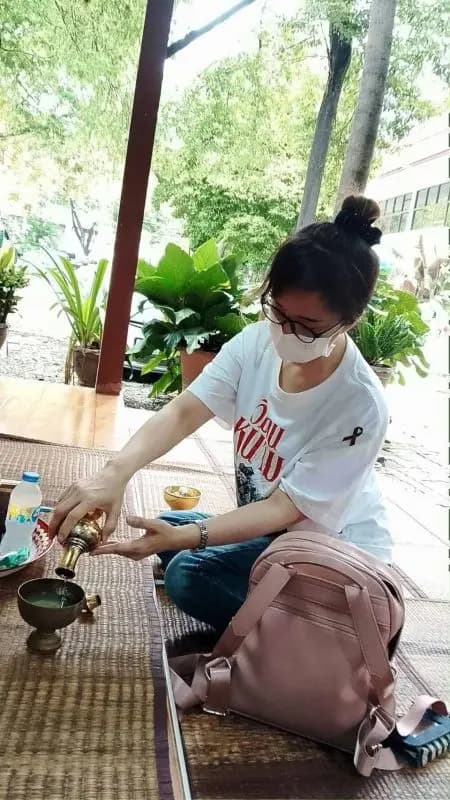 塔伊·赛塔恩承诺持续行善的文字内容