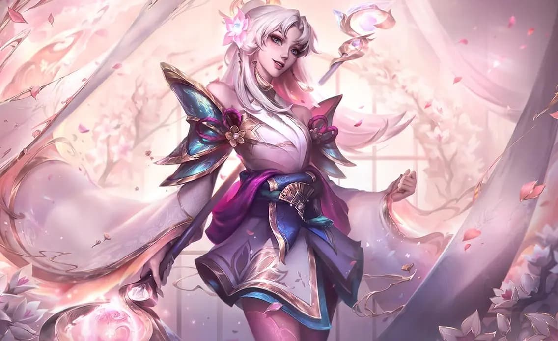 忠虔神女石像伫立在艾欧尼亚神庙前,与新英雄芸阿娜造型高度相似