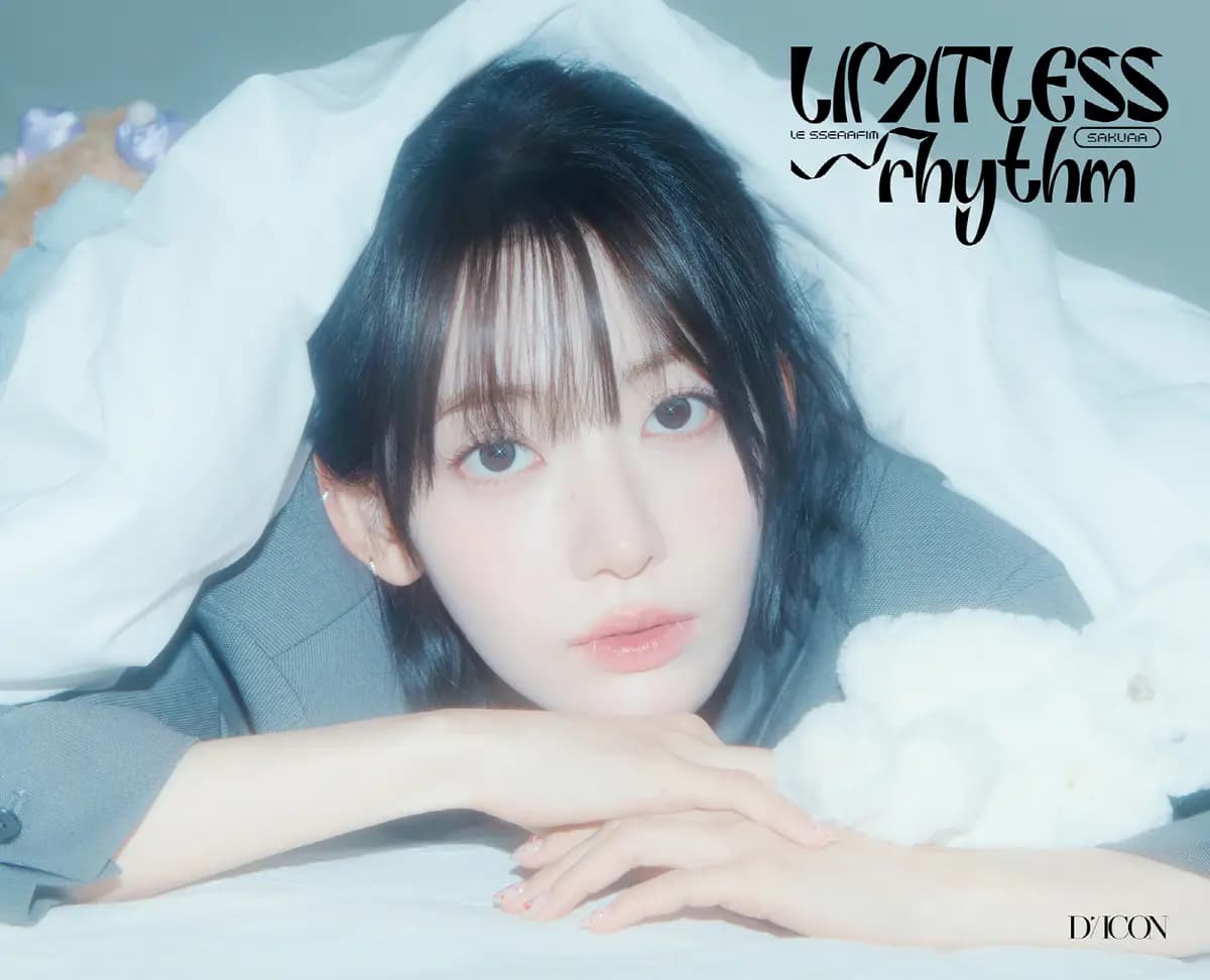 LE SSERAFIM成员接受《D-icon》专访时暖心告白粉丝的瞬间