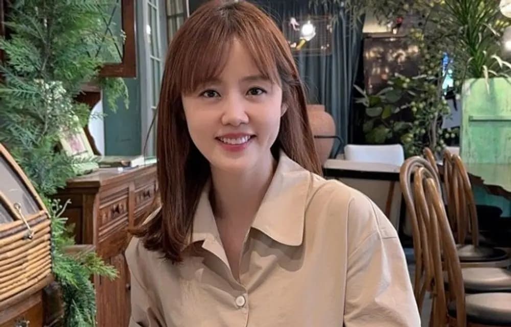 Lee Ha-jung's family portrait with her husband, son Si-wook, and daughter Yoo-dam