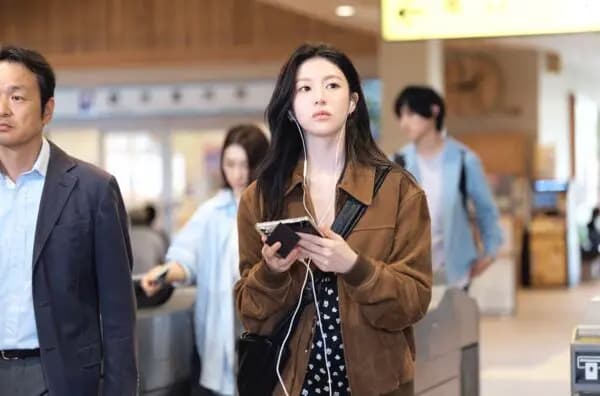 金宣虎与高允贞首次搭档,《爱情怎么翻译?》双人剧照