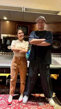 周蕙接受采访谈及筹备专辑期间因压力导致的身体健康问题